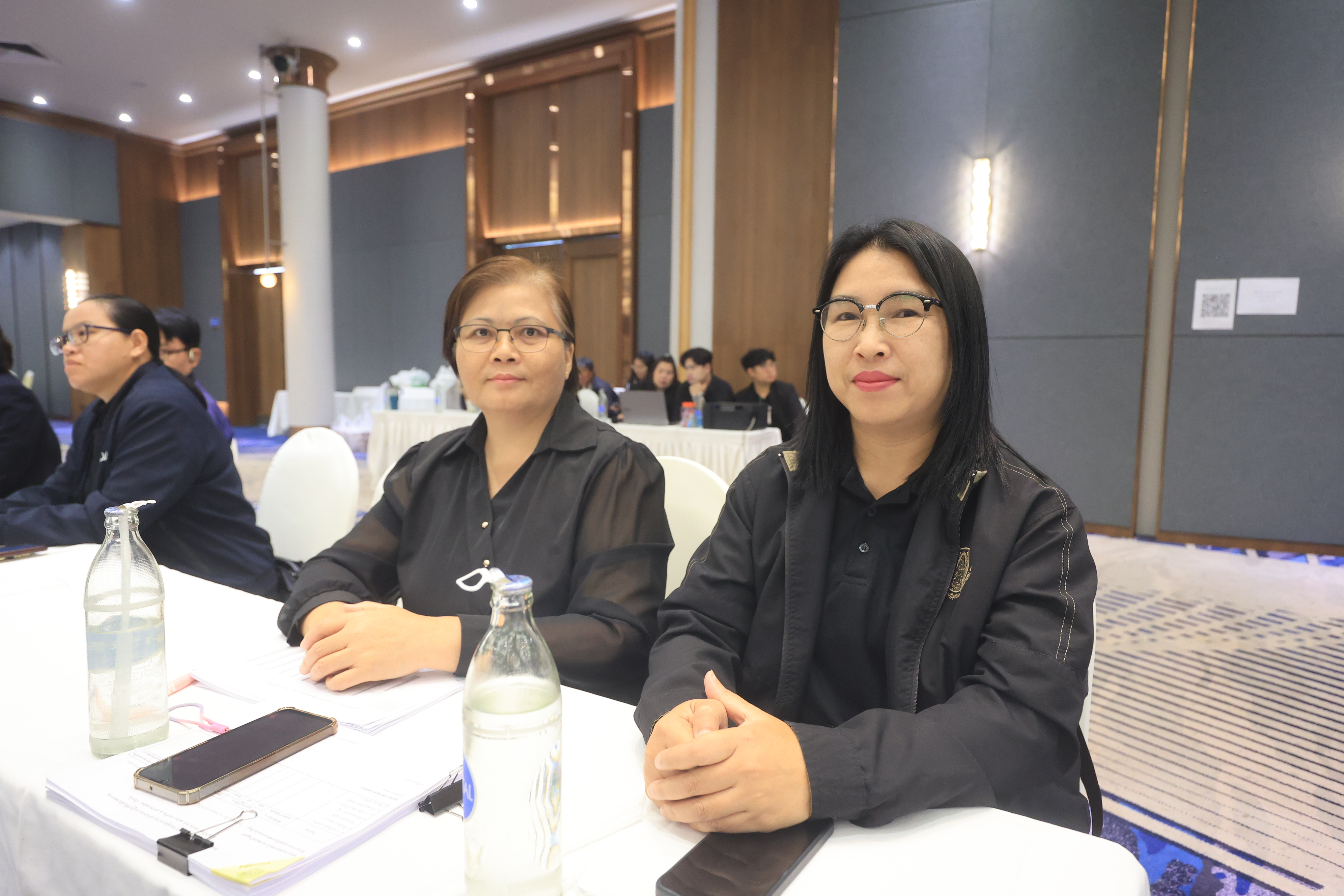 title - เลขาฯ ส.ป.ก. ประชุมเข้ม! 